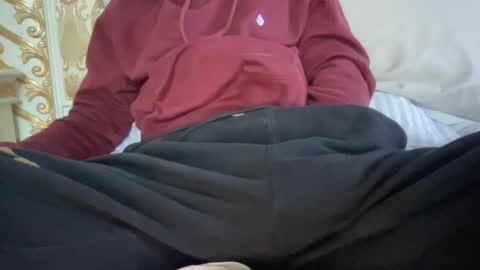 Snapshot of yungbull06 chatting on 01.20.25 Yung Bull online show from 01.20.25