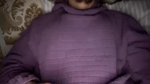 Snapshot of yungbull06 chatting on 01.25.25 Yung Bull online show from 01.25.25