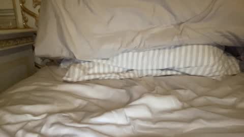 Snapshot of yungbull06 chatting on 02.09.25 Yung Bull online show from 02.09.25