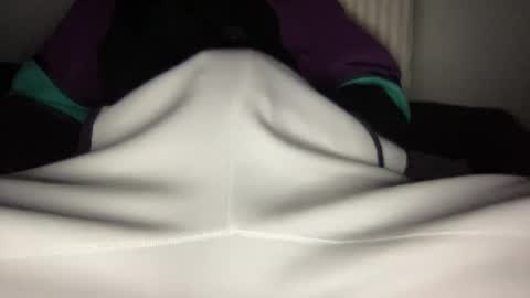 Snapshot of yungbull06 chatting on 10.28.25 Yung Bull online show from 10.28.25