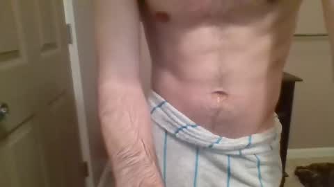Snapshot of yungstallion10 chatting on 11.25.25 Fire 0range kush online show from 11.25.25