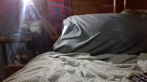 Snapshot of yungstallion10 chatting on 11.26.25 Fire 0range kush online show from 11.26.25