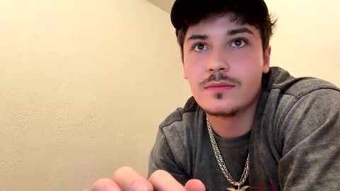 yungstudbev online show from 10.22.25