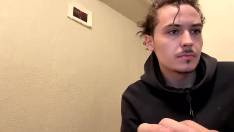 yungstudbev online show from 01.06.26