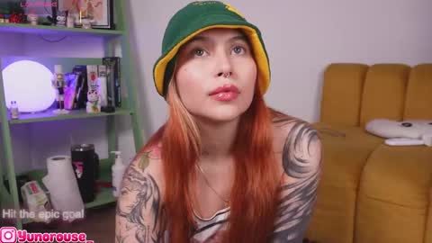 yunorose_ online show from 02.01.26