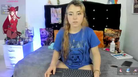 Snapshot of yuong_jung chatting on 11.13.25 yuong soo online show from 11.13.25