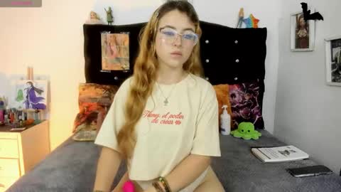 Snapshot of yuong_jung chatting on 11.29.25 yuong soo online show from 11.29.25