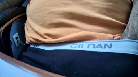 yuppers1234 online show from 11.14.25