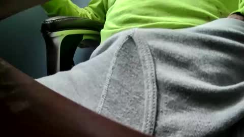 yuppers1234 online show from 11.25.25