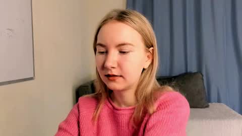 Alesia online show from 11.28.25