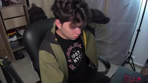 yurii_moody online show from 02.12.25