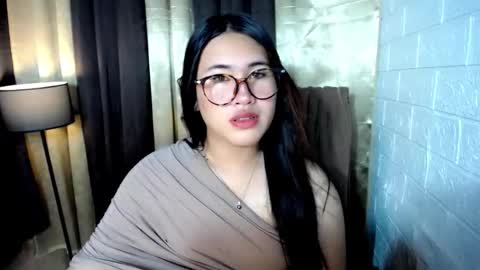 yuriyumixx_xoxo online show from 11.08.25