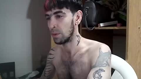 Snapshot of yuumis chatting on 10.22.25 Yuumi online show from 10.22.25