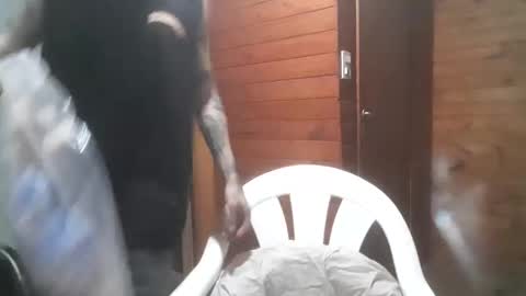 Snapshot of yuumis chatting on 11.04.25 Yuumi online show from 11.04.25