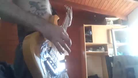 Snapshot of yuumis chatting on 11.05.25 Yuumi online show from 11.05.25