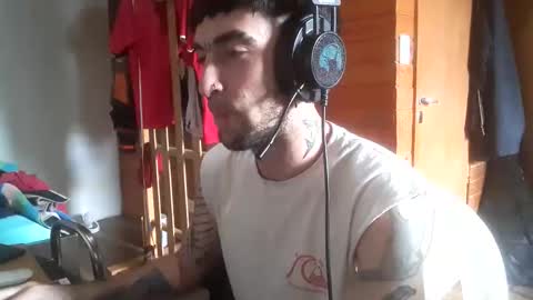 Snapshot of yuumis chatting on 11.11.25 Yuumi online show from 11.11.25