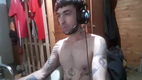 Snapshot of yuumis chatting on 11.12.25 Yuumi online show from 11.12.25