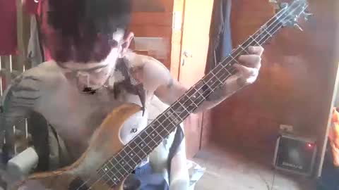 Snapshot of yuumis chatting on 11.19.25 Yuumi online show from 11.19.25