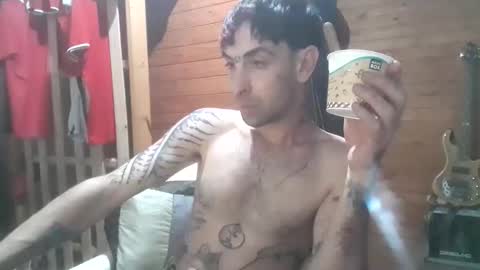 Snapshot of yuumis chatting on 11.23.25 Yuumi online show from 11.23.25