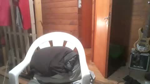 Snapshot of yuumis chatting on 11.27.25 Yuumi online show from 11.27.25