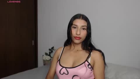 Snapshot of yuziidreams chatting on 10.10.25 yuzii Im new to these pages so I hope you guys are kind to me. online show from 10.10.25