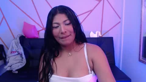 yvanna__smith online show from 03.02.26