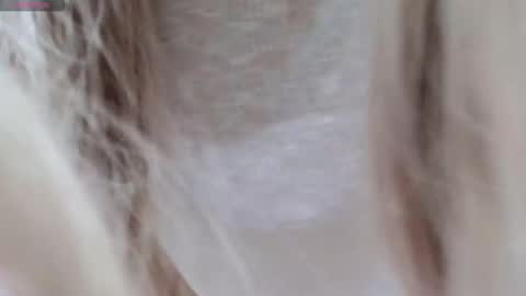 YviAnn online show from 11.17.25