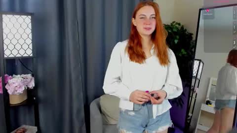 Alisa online show from 10.21.25