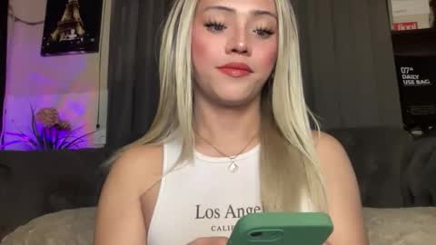 Miss Cali online show from 12.19.25