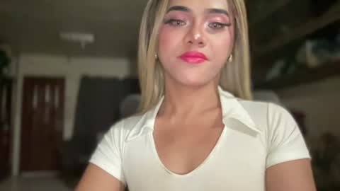 Miss Cali online show from 06.18.26