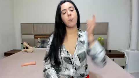 yvonnebabe online show from 01.06.25