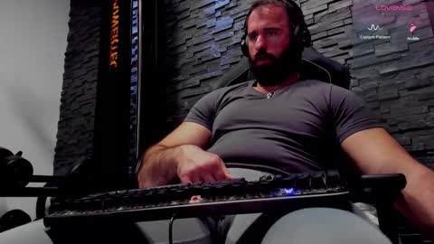 Snapshot of yy_david_yy chatting on 03.05.26 David online show from 03.05.26