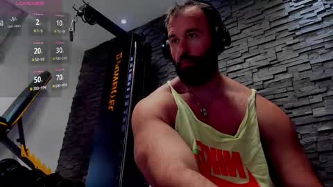 Snapshot of yy_david_yy chatting on 03.31.26 David online show from 03.31.26