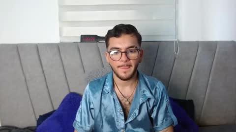 Snapshot of zac_golden chatting on 10.19.25 Zack online show from 10.19.25