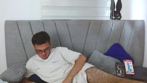 Zack  online show from 11.11.25