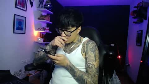 zac_muller1 online show from 11.16.25