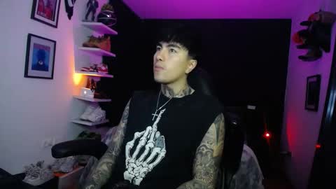 zac_muller1 online show from 11.16.25