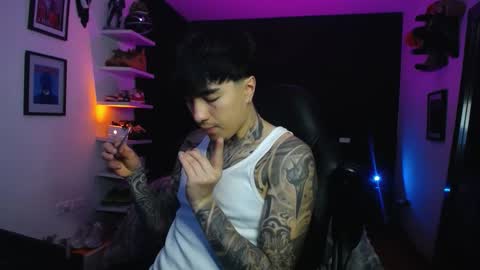 zac_muller1 online show from 11.21.25