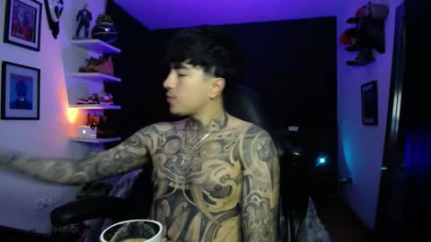 zac_muller1 online show from 11.29.25