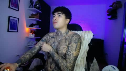 zac_muller1 online show from 05.19.26