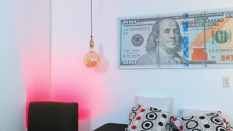 zachpri20 online show from 12.24.24