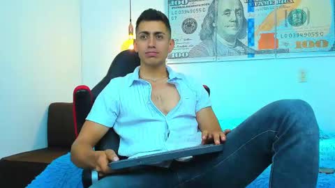 zachpri20 online show from 03.10.25