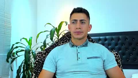 zachpri20 online show from 09.16.25