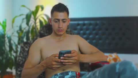 zachpri20 online show from 09.24.25