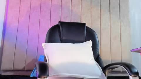 Snapshot of zack_conor chatting on 02.27.25 zack conor online show from 02.27.25