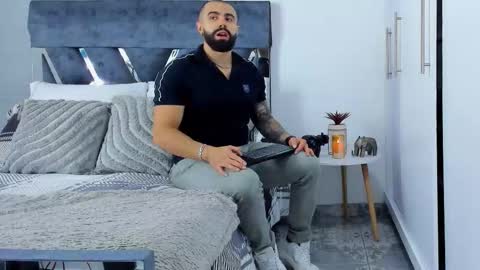 Richard online show from 11.24.25