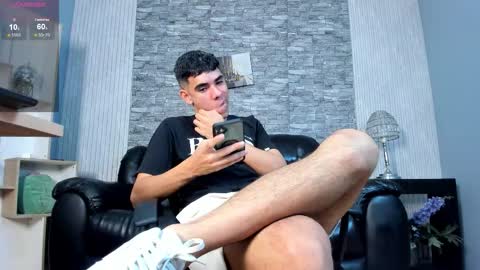 Snapshot of zack_joness10 chatting on 02.01.26 zack_joness10 online show from 02.01.26