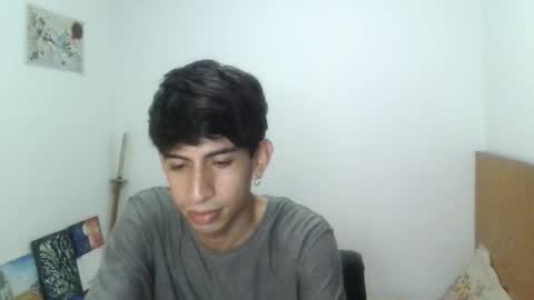 Snapshot of zack_kingg chatting on 10.29.25 Zack King online show from 10.29.25