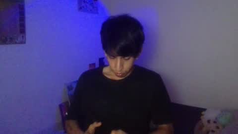 Snapshot of zack_kingg chatting on 11.18.25 Zack King online show from 11.18.25