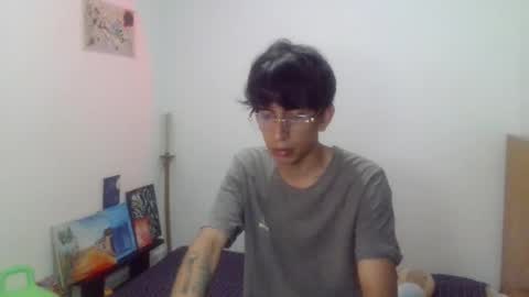 Snapshot of zack_kingg chatting on 11.21.25 Zack King online show from 11.21.25